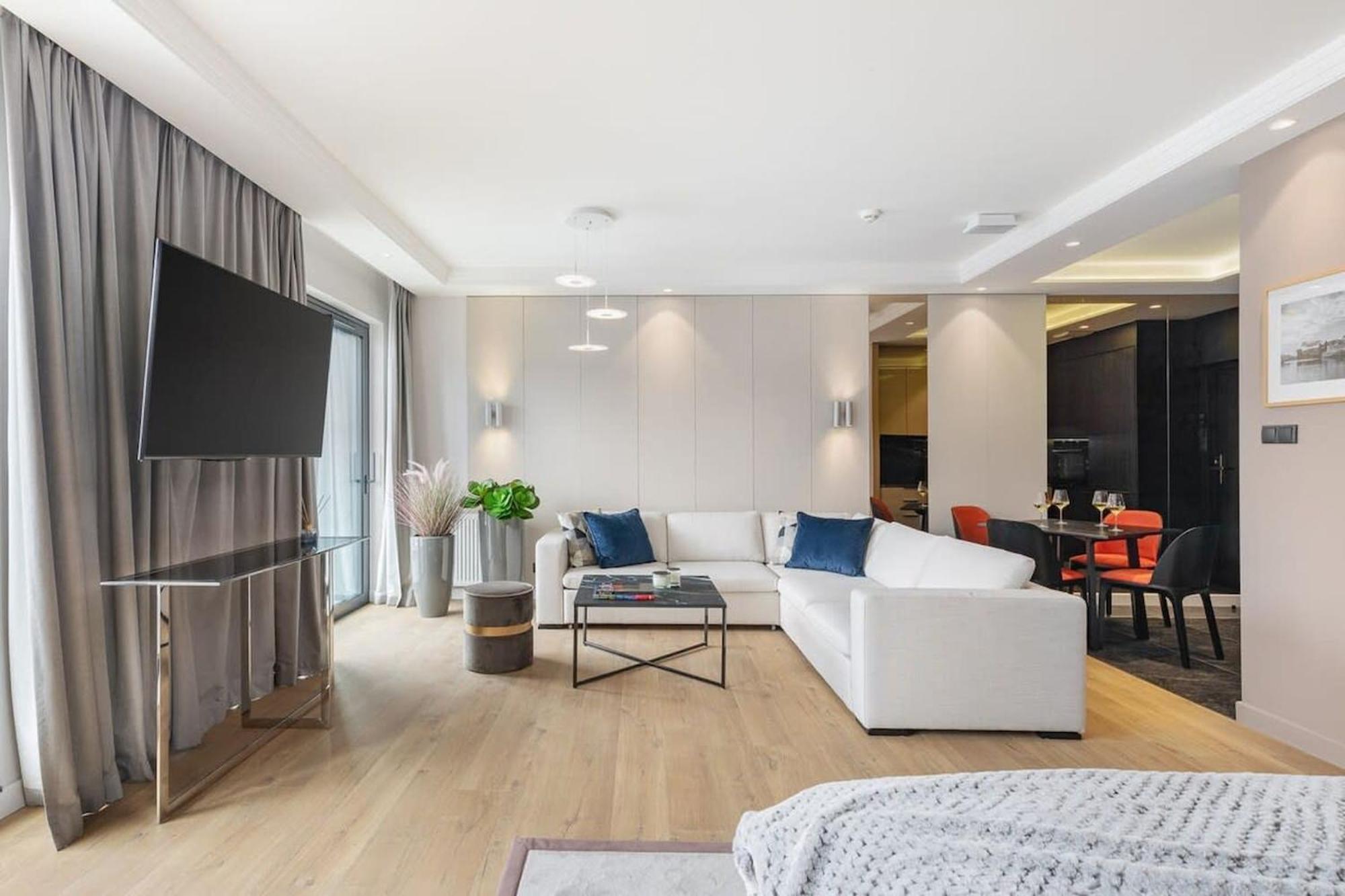 Rent Like Home - Deo Plaza Wyspa Spichrzow غدانسك المظهر الخارجي الصورة